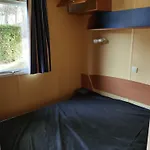Mobil-home Avec Terrasse - 4 Pers. - Api-1-52-2039 营地 La Tour-dʼAuvergne