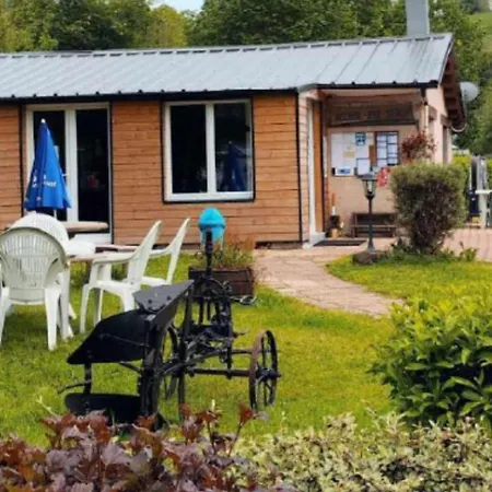 Mobil-home Avec Terrasse - 4 Pers. - Api-1-52-2039 La Tour-d'Auvergne