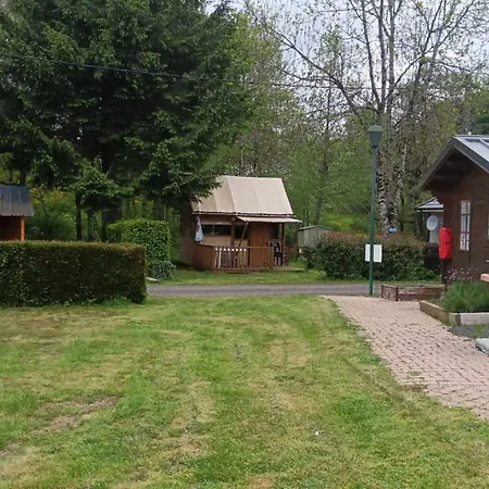 Campsite Mobil-home Avec Terrasse - 4 Pers. - Api-1-52-2039 La Tour-d'Auvergne