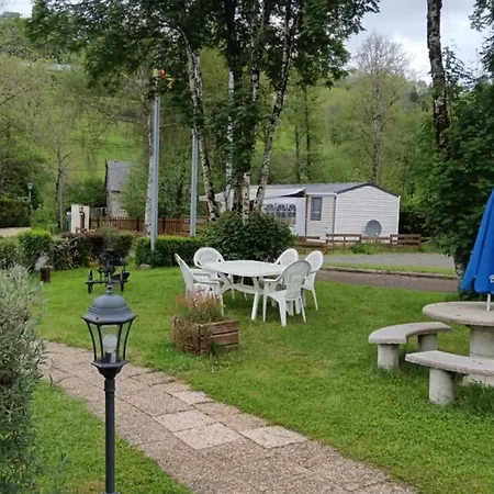Mobil-home Avec Terrasse - 4 Pers. - Api-1-52-2039 La Tour-d'Auvergne