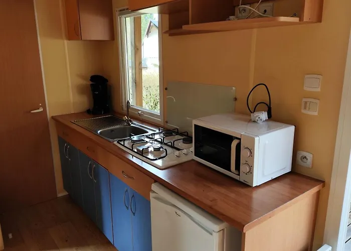 Mobil-home Avec Terrasse - 4 Pers. - Api-1-52-2039 Campsite *