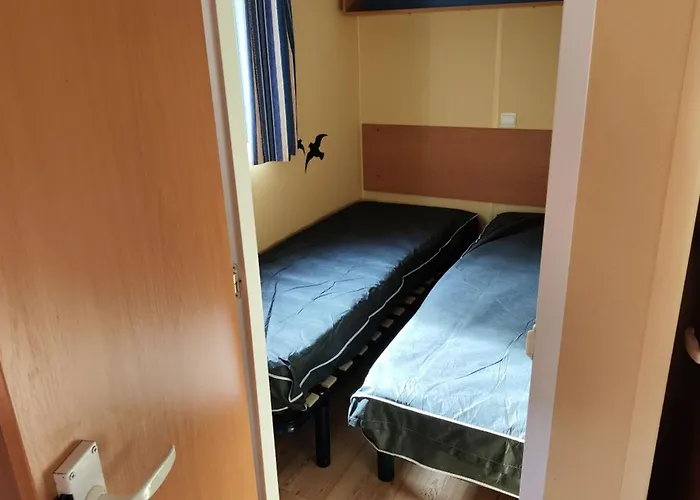 Mobil-home Avec Terrasse - 4 Pers. - Api-1-52-2039